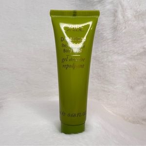 *SEALED* Oribe Replenishing Body Wash